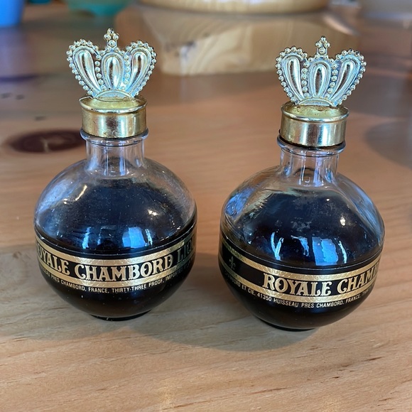 Vintage Chambord Liqoueur Royal Mini Bottles Set of 2 - Picture 1 of 14